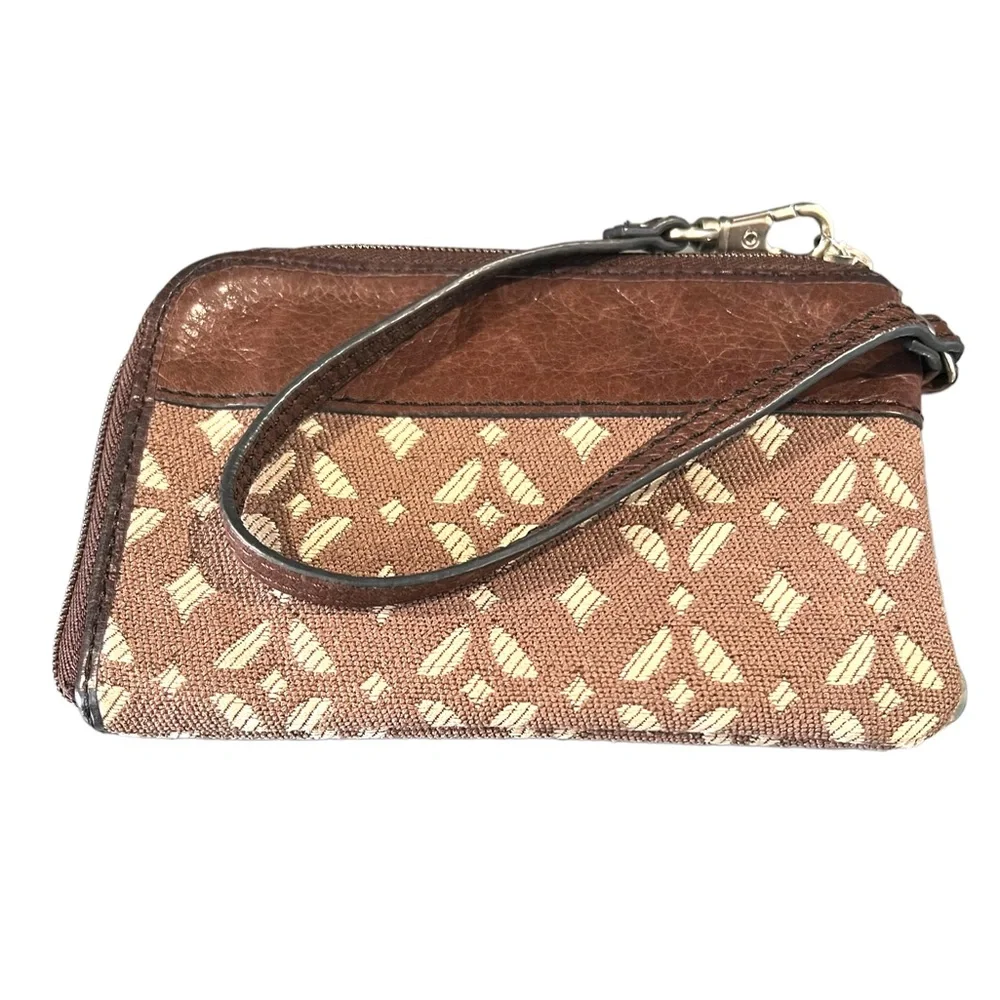 Fossil Wristlet Brown Maddox Leather Tapestry